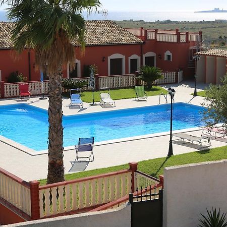 Casa Vacanze Calafarina Пакино Стая снимка