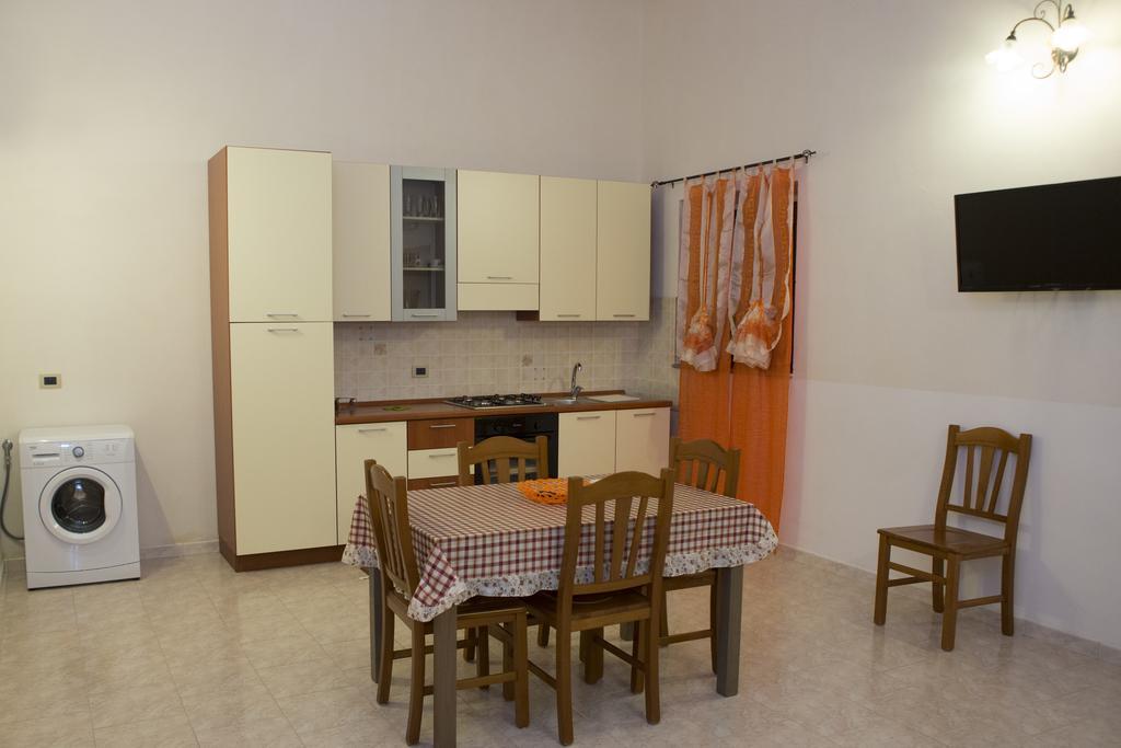 Casa Vacanze Calafarina Пакино Стая снимка