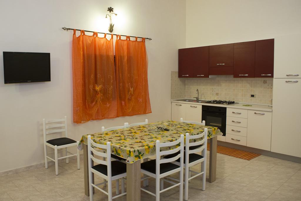 Casa Vacanze Calafarina Пакино Стая снимка